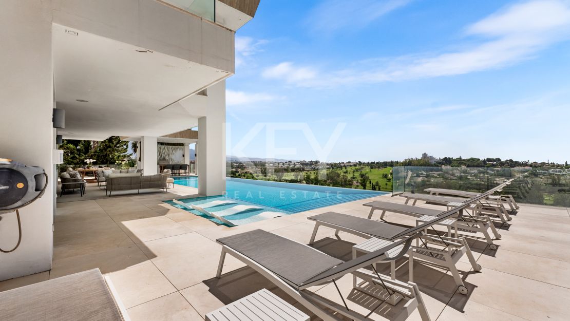 Luxury Holiday Villa for Rent in El Paraíso Alto, Benahavís