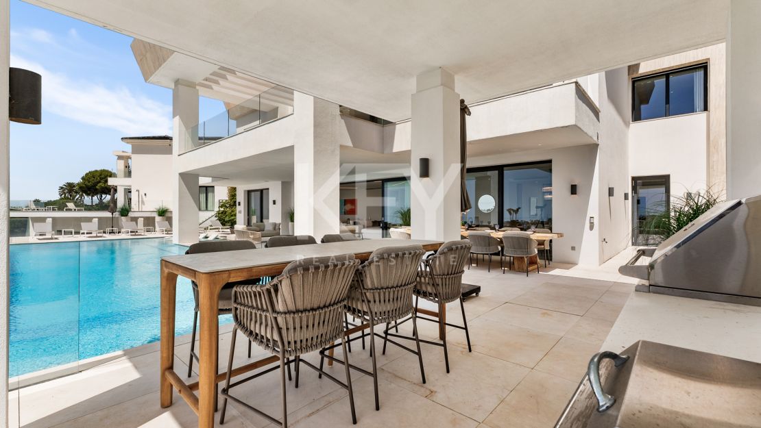 Luxury Holiday Villa for Rent in El Paraíso Alto, Benahavís