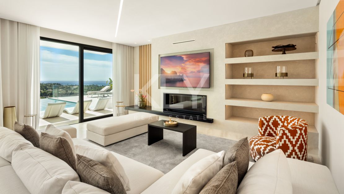 Sea views luxury villa for sale in Paraiso Alto, Benahavis