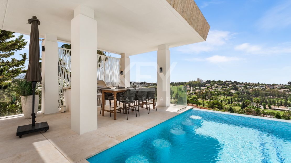 Luxury Holiday Villa for Rent in El Paraíso Alto, Benahavís