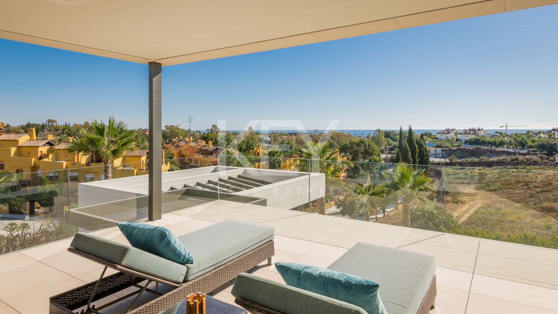 Incredible luxury sea views villa in Golden Mile, Marbella 