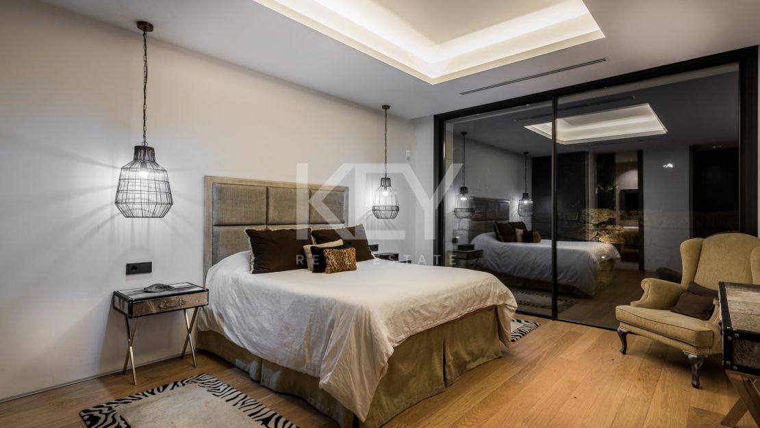 Incredible luxury sea views villa in Golden Mile, Marbella 