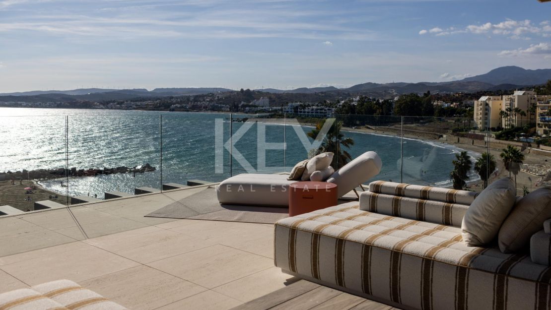 Beachfront luxury penthouse for sale in Estepona