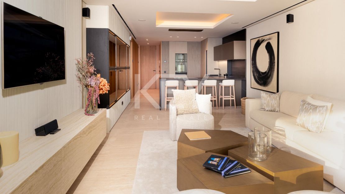 Beachfront luxury penthouse for sale in Estepona