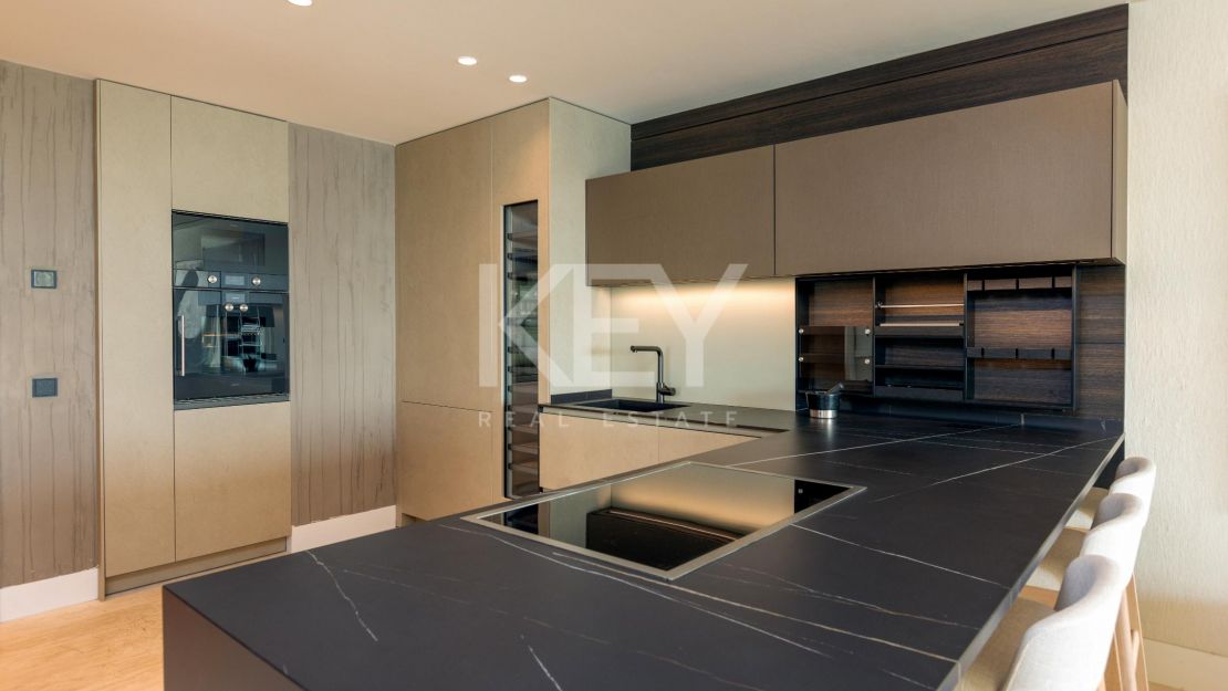 Beachfront luxury penthouse for sale in Estepona