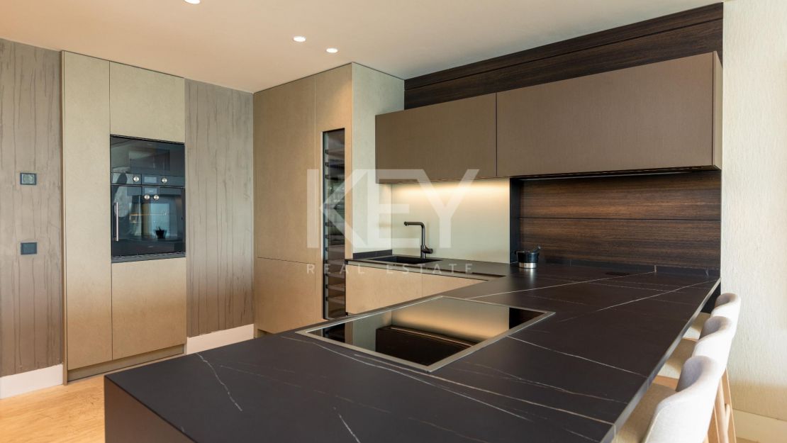 Beachfront luxury penthouse for sale in Estepona