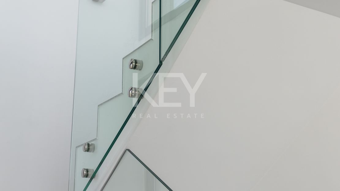 Stunning Modern Villa for sale, just 200 meters from the beach with sea iews in Marbesa, Marbella East, Elviria