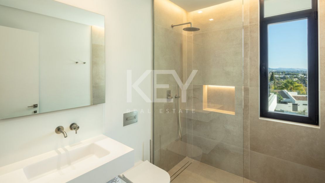 Amazing viilla in Nueva Andalucia, Marbella