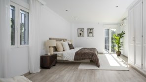Partially renovated beautiful villa is located in Nueva Andalucia