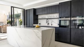 Villa with spectacular views in Nueva Andalucia