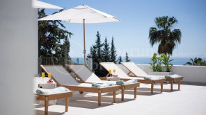 Villa Bellevue, Elegant Home med fantastisk havsutsikt i El Rosario