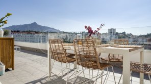 Jardines de Guadaiza - Modernt Penthouse i Nueva Andalucia
