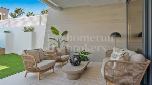 Banus Bay - Modernt Strandnära Radhus