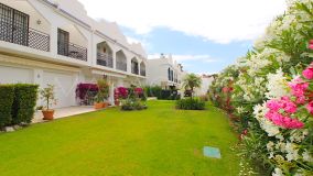 Semi Detached House for sale in Aloha, Nueva Andalucia