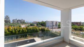 Villa for sale in Sotoserena, Estepona East