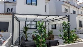 Town House for sale in Estepona
