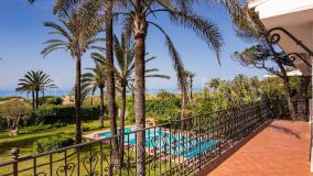 Villa for sale in Los Monteros, Marbella Öst