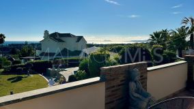 Villa for sale in Estepona