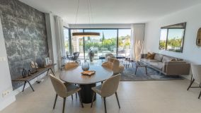 Lägenhet for sale in Aqualina, Benahavis