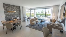 Lägenhet for sale in Aqualina, Benahavis