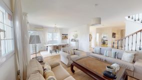 House for sale in Monte Biarritz, Estepona East