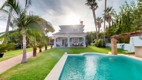 House for sale in Monte Biarritz, Estepona East