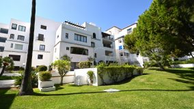 Apartamento en venta en Playas del Duque, Marbella - Puerto Banus