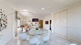 Apartamento en venta en Playas del Duque, Marbella - Puerto Banus