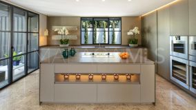 Villa for sale in Marbella City