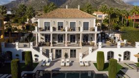 Villa for sale in Marbella City