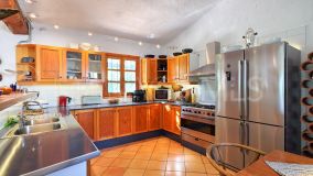 Finca for sale in Estepona