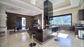 Villa for sale in Marbella City