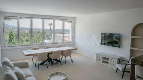 Town House for sale in Altos de Aloha, Nueva Andalucia