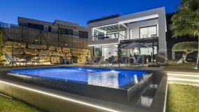 Villa for sale in Mijas