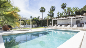 Hus i byn for sale in Nueva Andalucia, Marbella