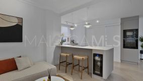Apartment for sale in Estepona East