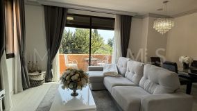 Tvåvåningslägenhet for sale in El Paraiso, Estepona Öst