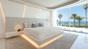 Villa for sale in Los Monteros, Marbella Öst