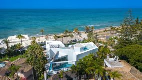 Villa for sale in Los Monteros, Marbella Öst