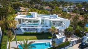 Villa for sale in Los Monteros, Marbella Öst