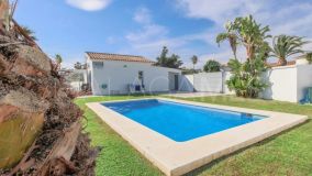 Villa for sale in Costalita, Estepona Öst