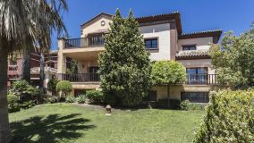 Hus i byn for sale in Marbella Golden Mile