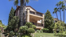 Hus i byn for sale in Marbella Golden Mile