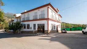 Commercial Premises for sale in Alozaina