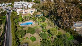 Villa for sale in Atalaya Golf, Estepona East