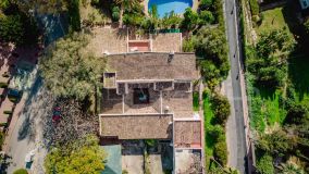 Villa for sale in Atalaya Golf, Estepona East