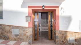 Maison for sale in Alozaina