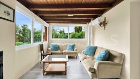 Villa en venta en Elviria, Marbella Este