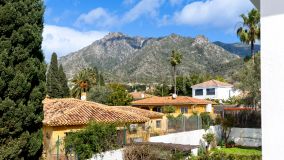 Villa for sale in Valdeolletas, Marbella City