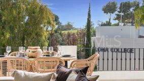 Duplex for sale in Los Pinos de Aloha, Nueva Andalucia